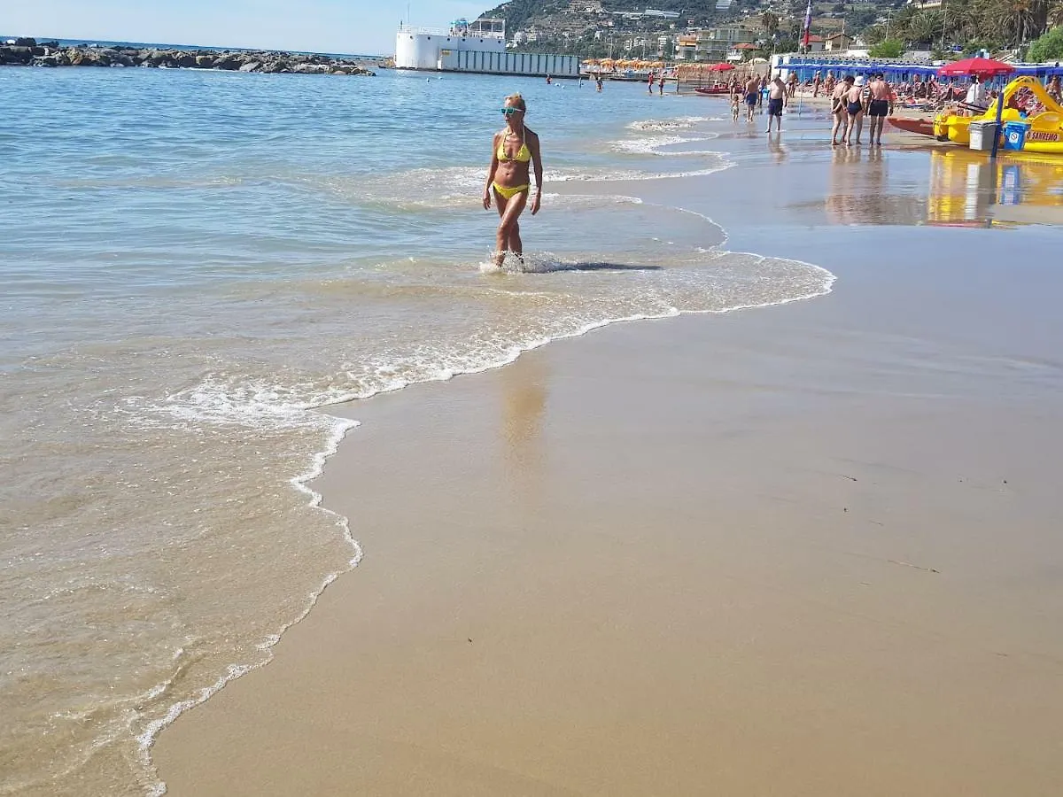 Ca'Del Pescatore Sanremo 0*,  Italy